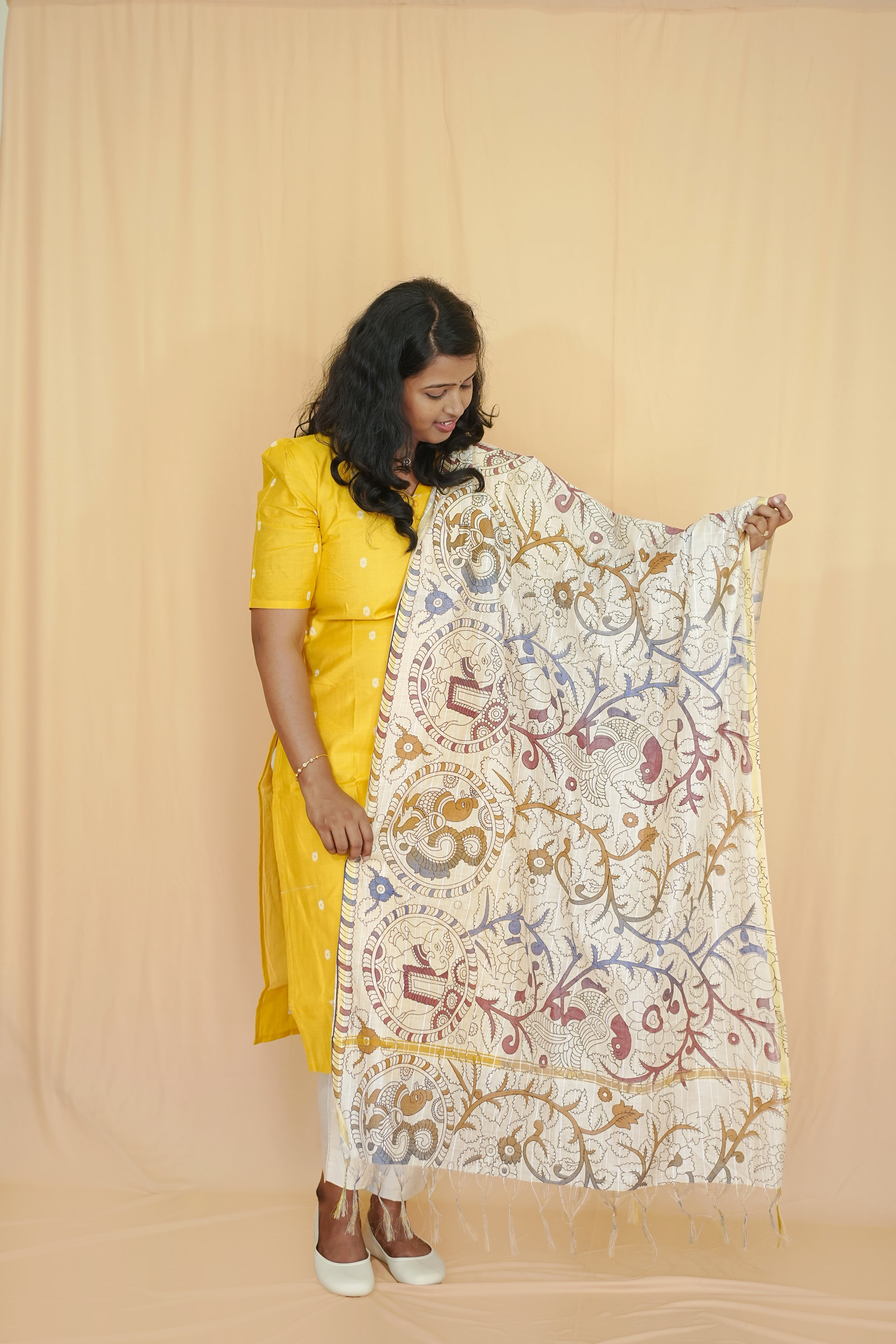 Nidios Signature Multi-Color Tussar Silk Dupatta – Creative Print Edition